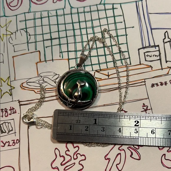 Silver Necklace with Green Pendant - Picture 2 of 4